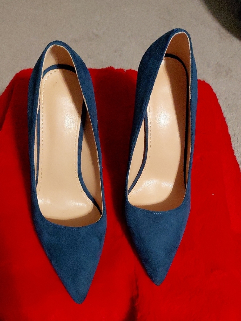 Women's Teal Suede Pointed-Toe Pumps